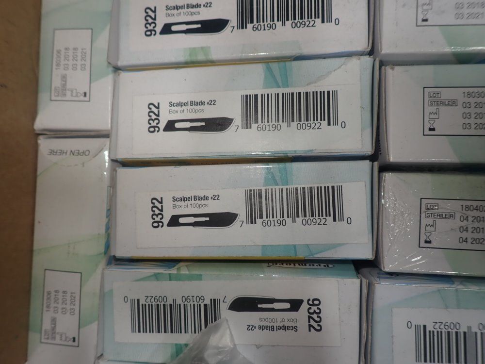 Premiere Scalpel Blades