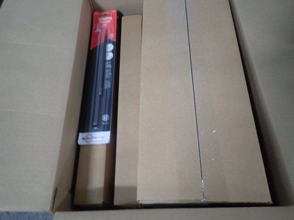 Mayhau Aligning Punch