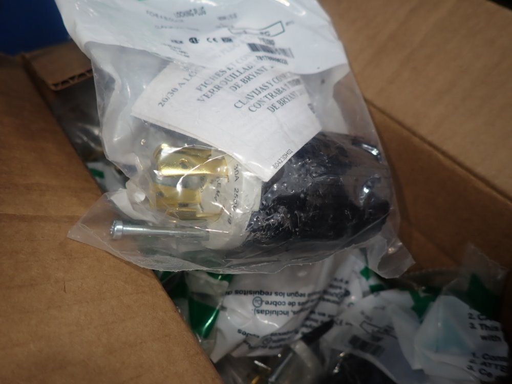 Bryant Locking Plugs