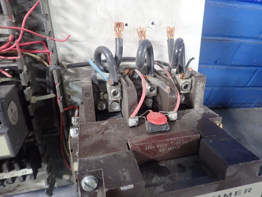 Cutler & Hammer Power Supply