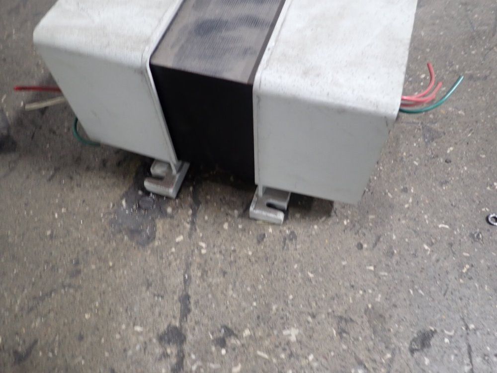 Stabiline Isolation Transformer