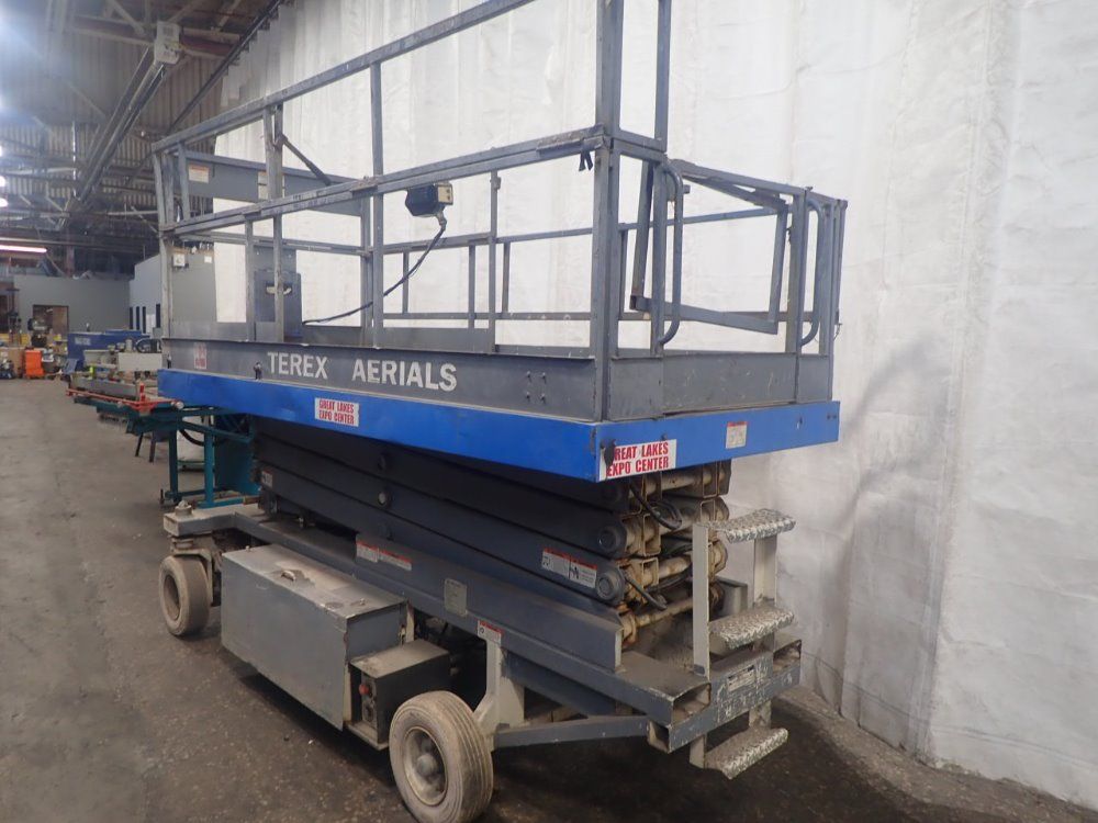 Terex Arials Electric Lift