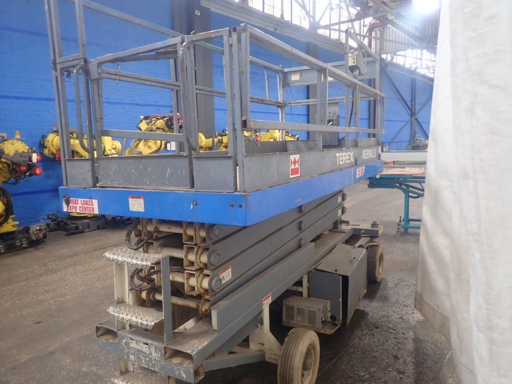 Terex Arials Electric Lift