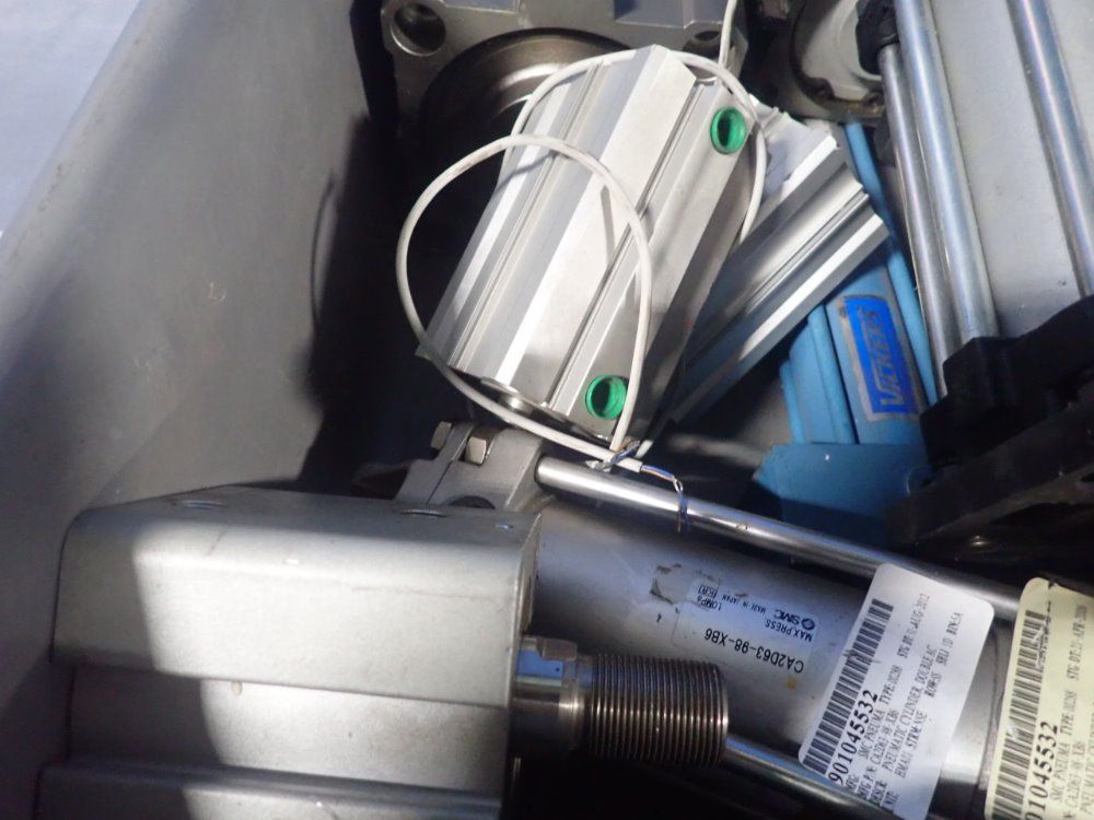 Smc/vickers Cylinders