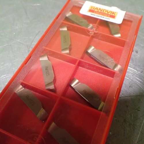 Sandvik 10 Sandvik N123j20600rm 1125 12 Solid Carbide Insert For Profiling 