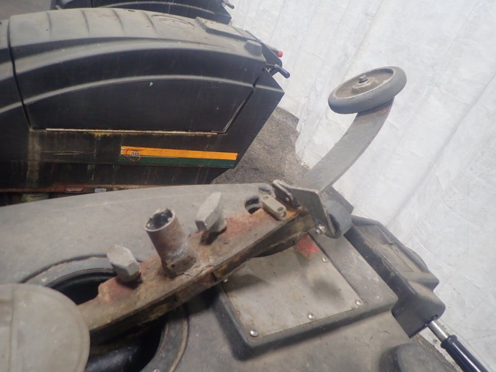 Nss Enterprises Floor Scrubber