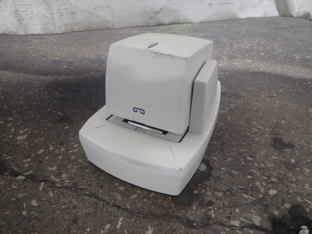 Max Co Electric Stapler