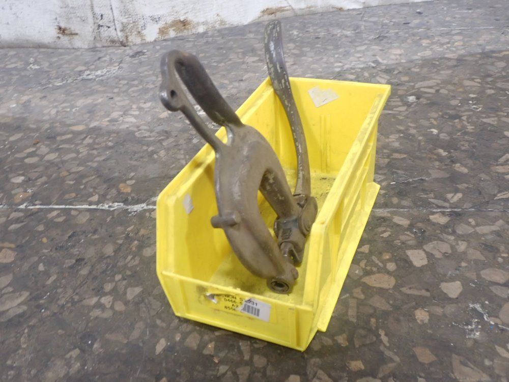 Parker-kaloh Metal Punch