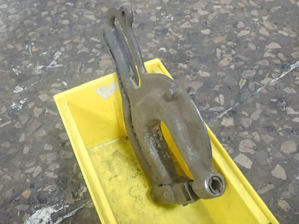 Parker-kaloh Metal Punch