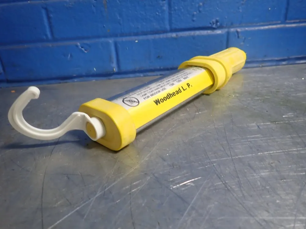 Woodhed Fluorescent Hand Lamp