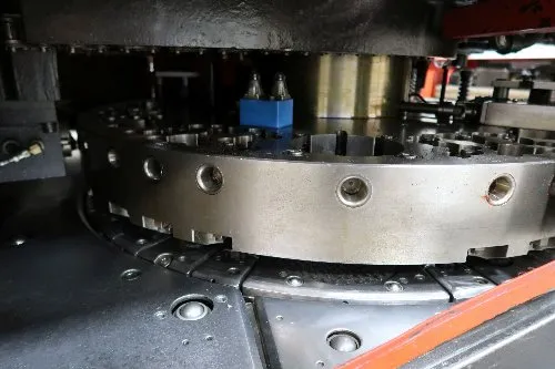 Amada 33 Ton Cnc Turret Punch - Vipros 357 Queen