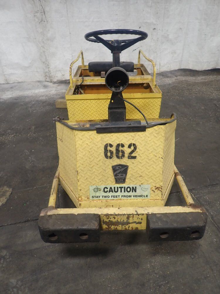 Taylor-dunn Electric Utility Vehicle