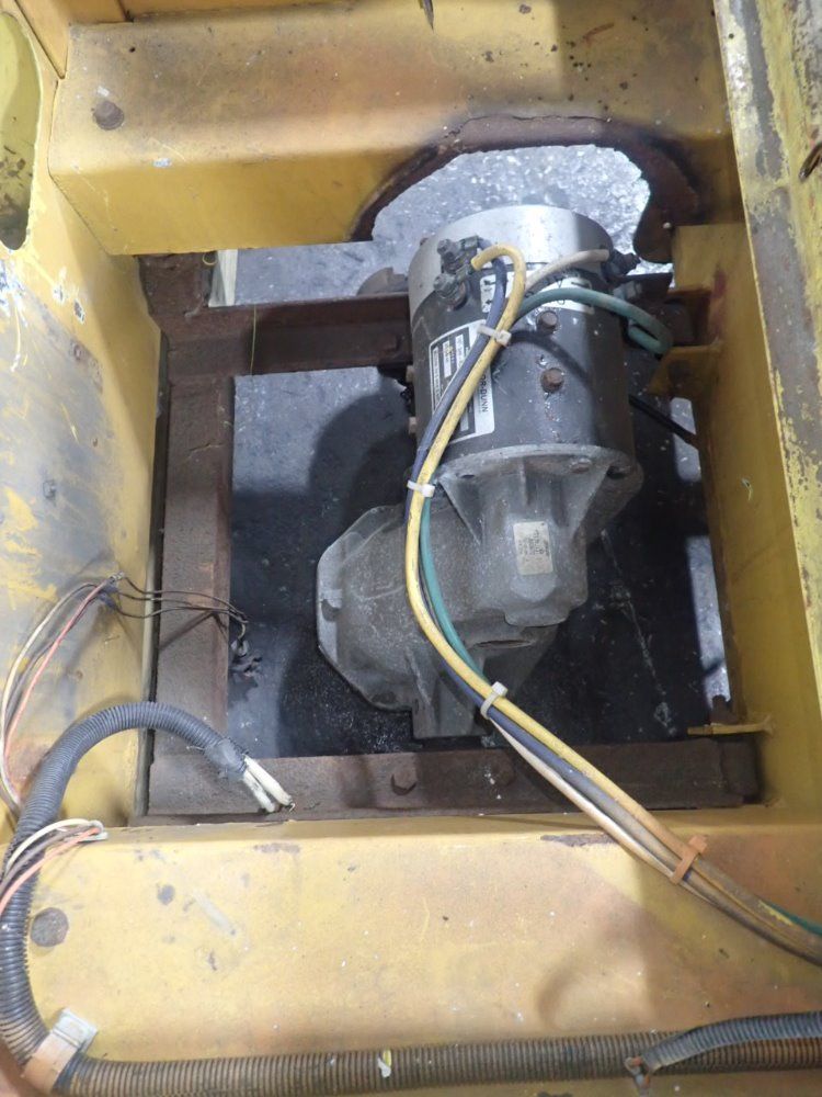 Taylor-dunn Electric Utility Vehicle