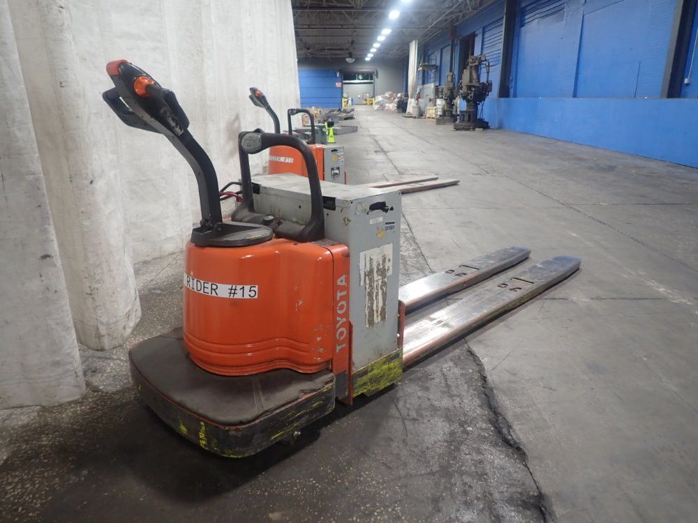 Toyota Electric Pallet Jack