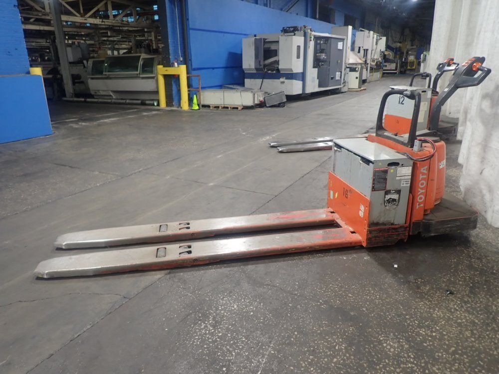 Toyota Electric Pallet Jack