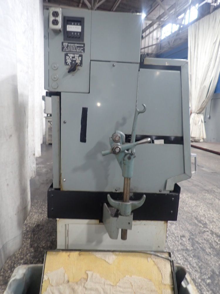 Brown & Sharpe Ultramatic R/s Screw Machine - Ultramatic R/s
