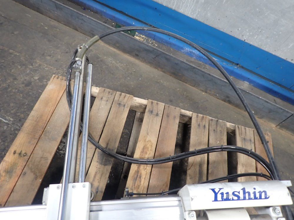 Yushin Pick-n-place Robot