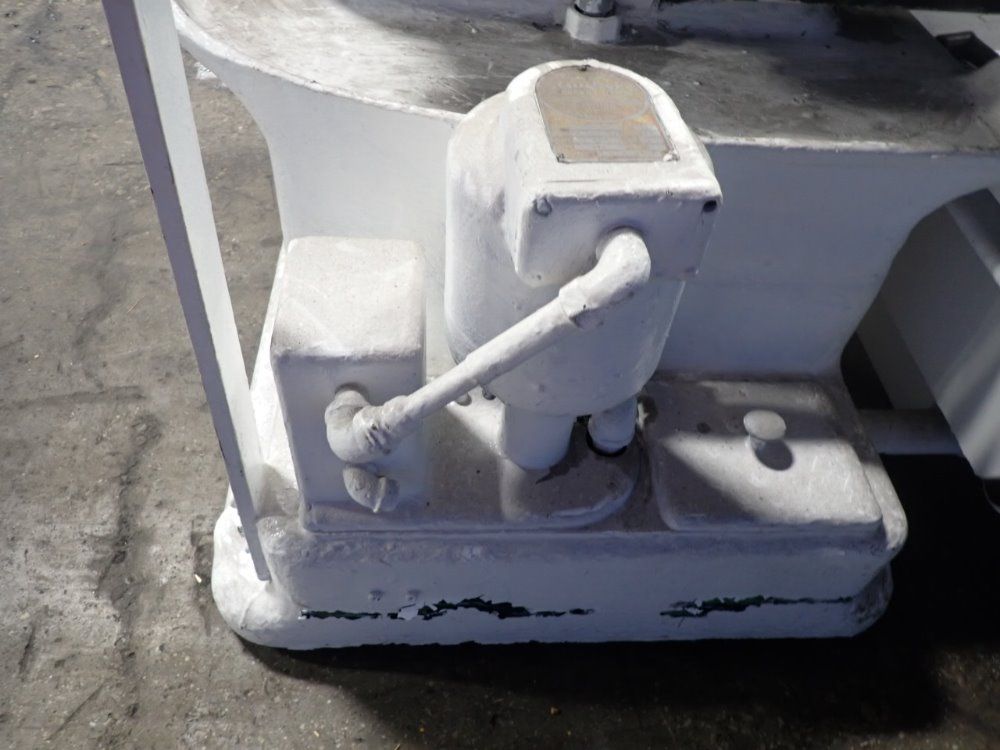 American Pacemaker 24" X 123"/20" X 120" Lathe