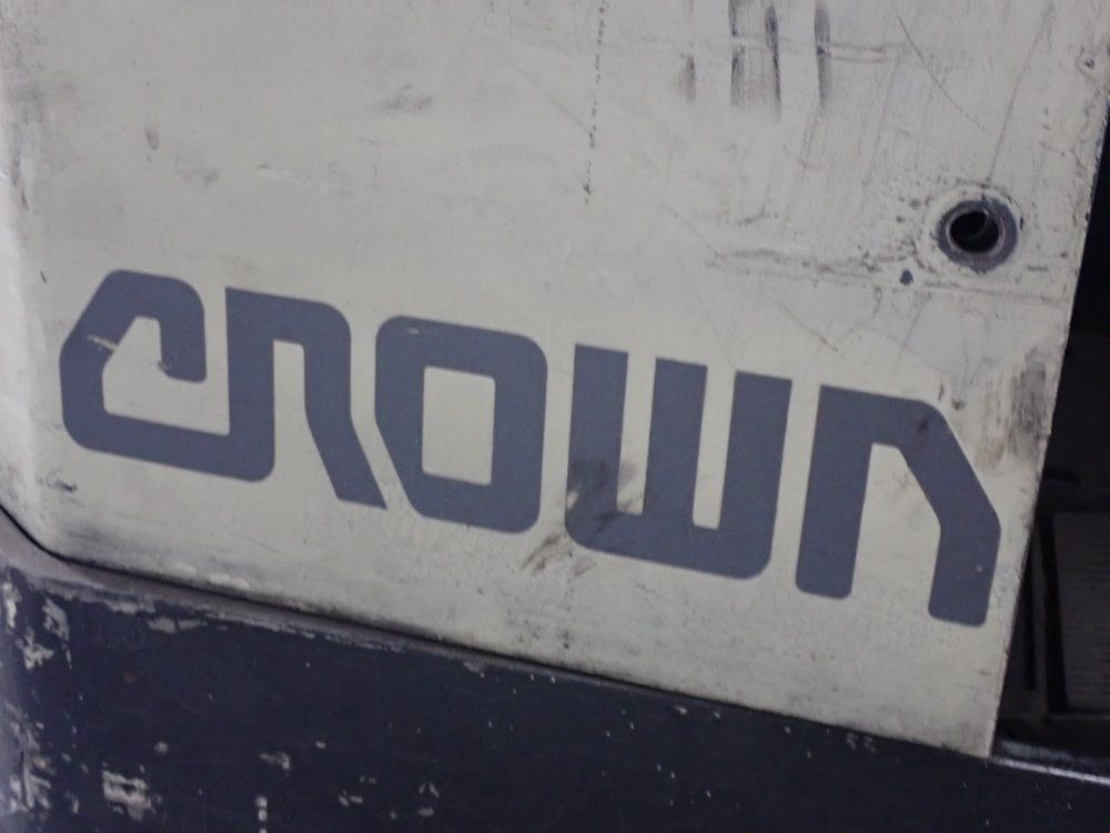 Crown 3200 Lbs 35rctt Stand Up Fork Lift - 35rctt