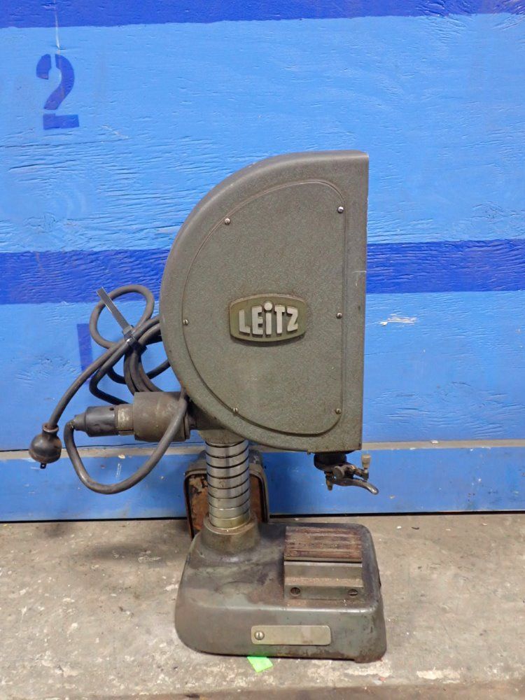 Leitz Height Gauge