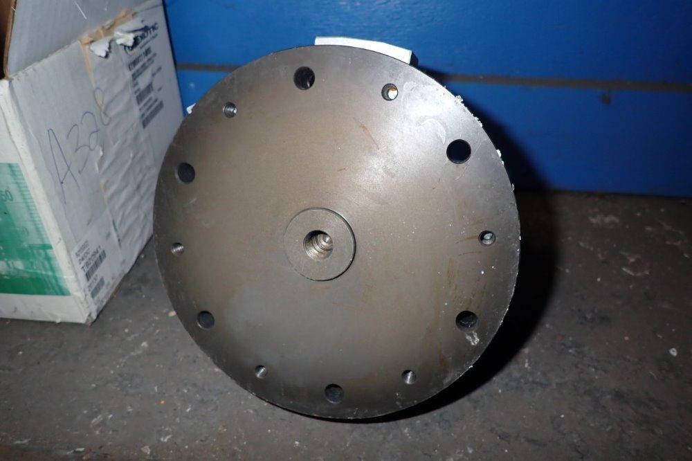 Stace Allen Chucks Chuck