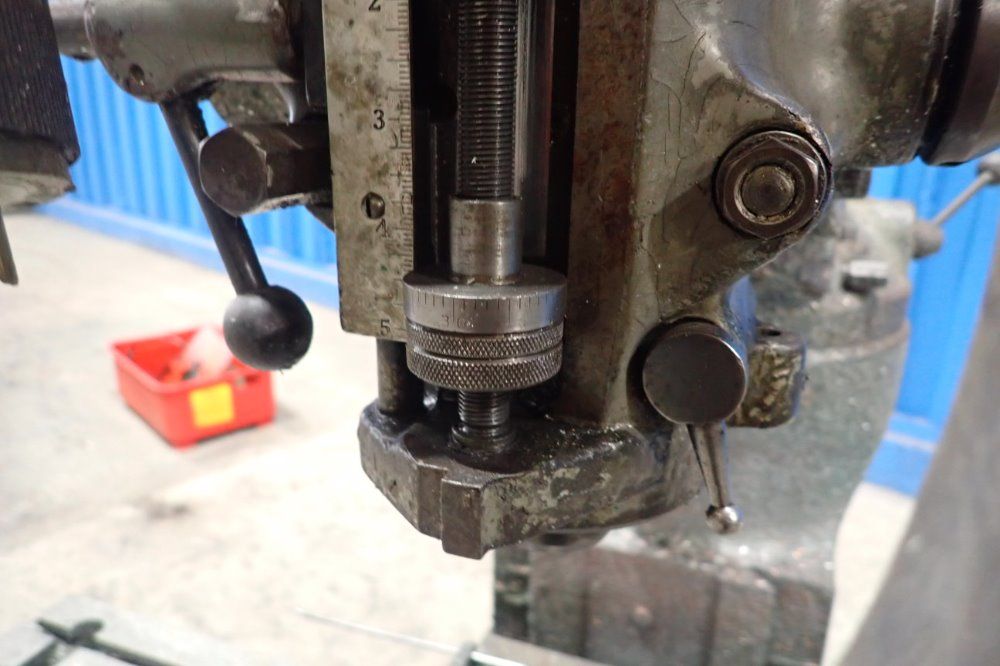 Bridgeport 43"x9" Vertical Mill - 2831237