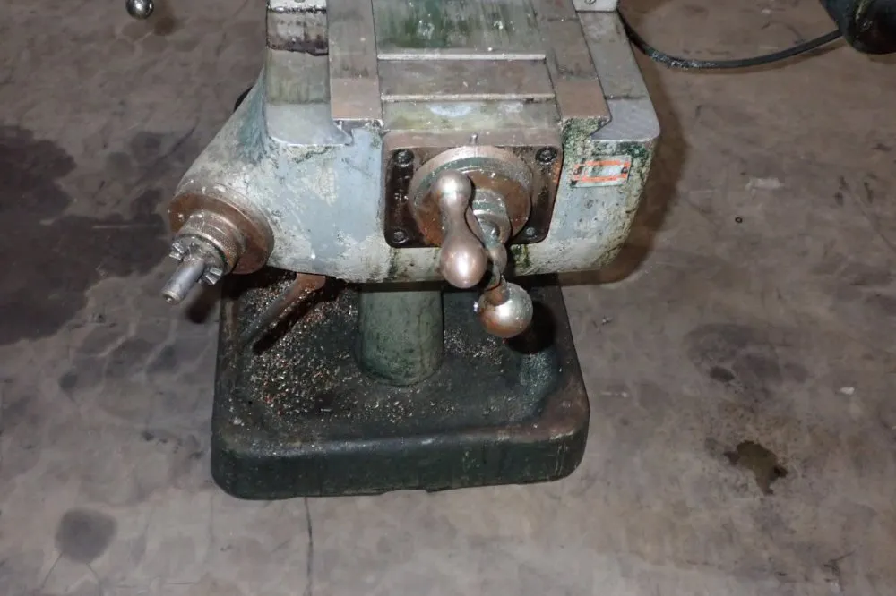 Bridgeport 43"x9" Vertical Mill - 2831237