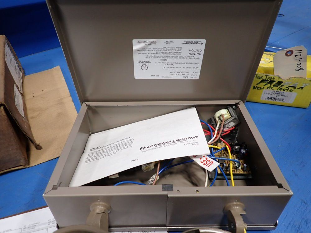 Lethonia Lighting 16 Watts Battery Powered Emergency Lighting Unit - Elt16