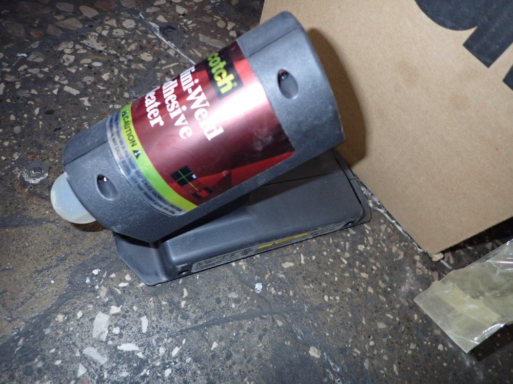 Scotch Mini Weld Adhesive Heater
