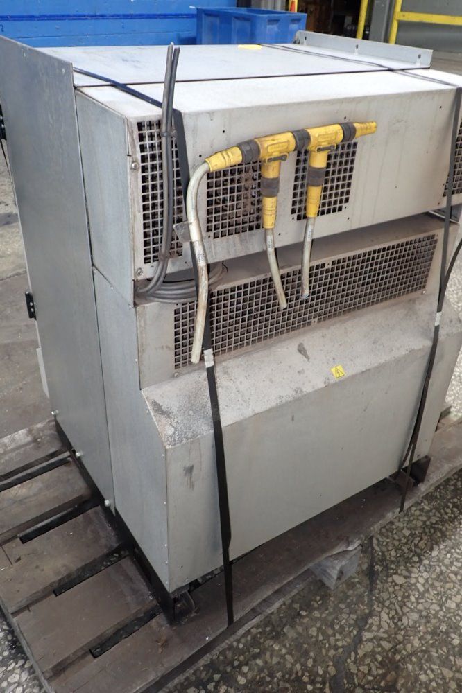 Abb Irc5 M2004 Robot Control - Irc5 M2004