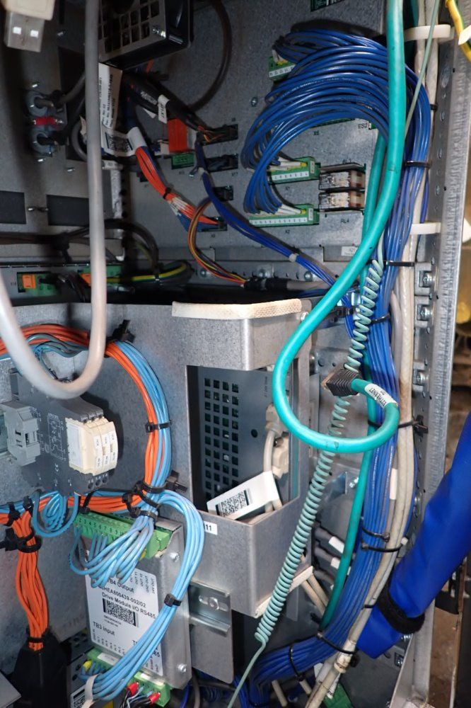 Abb Irc5 M2004 Robot Control - Irc5 M2004