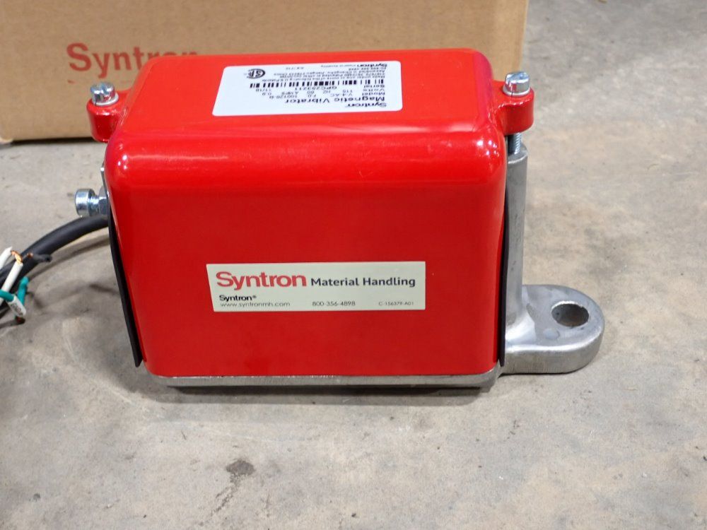 Syntron 7" X 3" X 5" Magnetic Vibrator - V-4 Ac