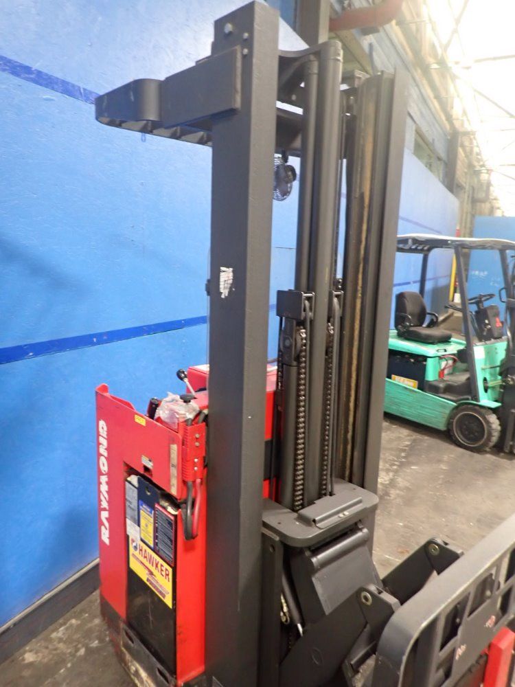 Raymond 3000 Lbs 20i-r30tt Electric Lift - 20i-r30tt