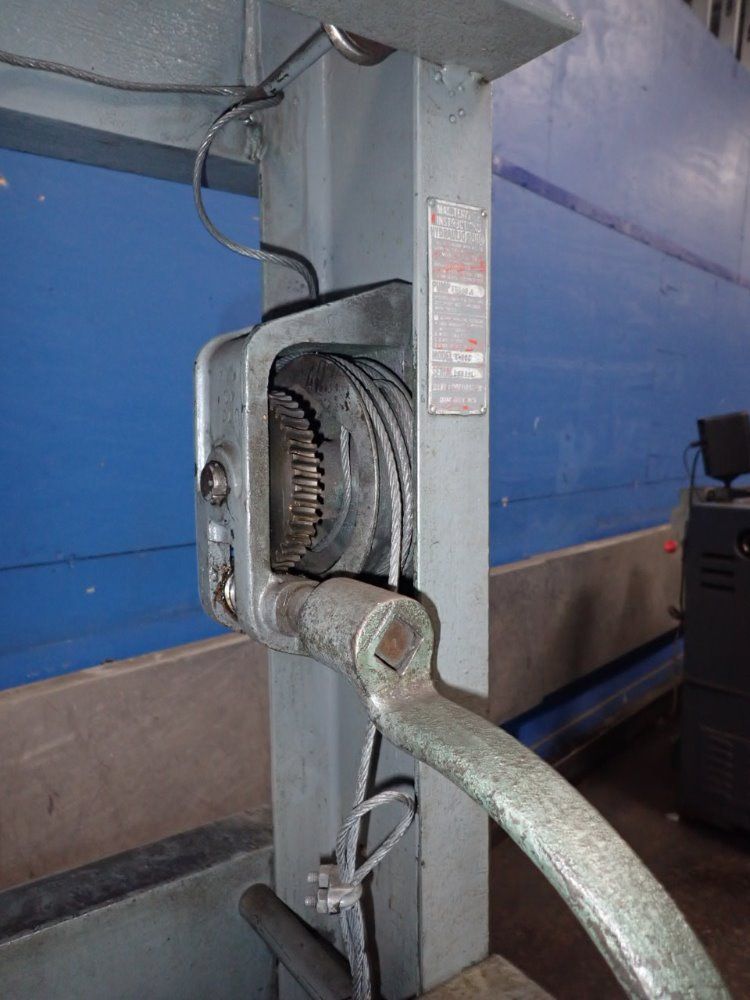 Dake H-frame Hydraulic Press