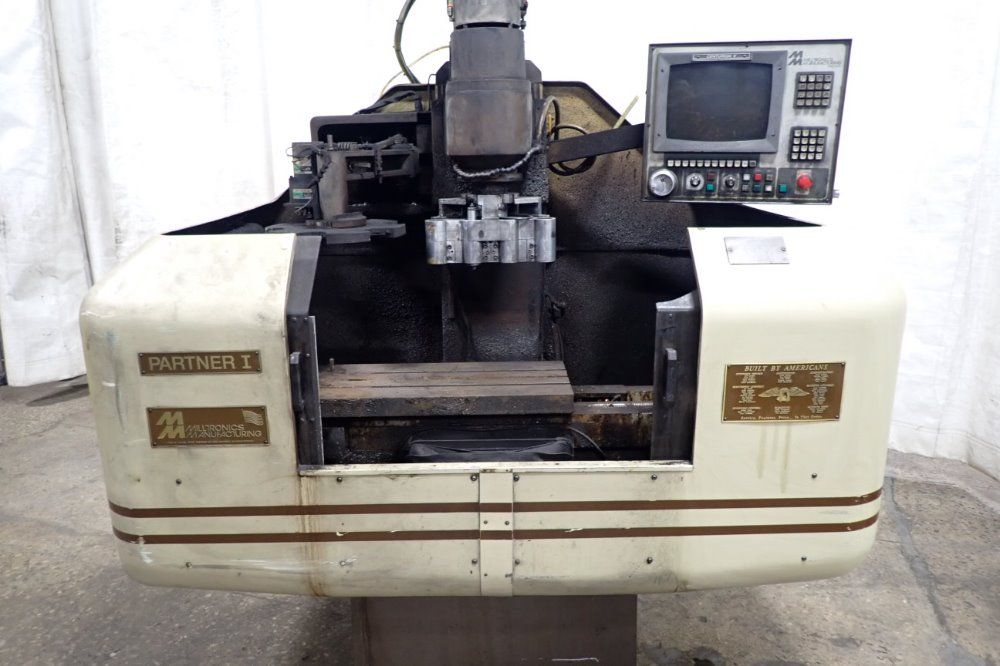 Milltronics/partner 12" X 40" Table Partner I/1e Cnc Vmc - Partner I/1e