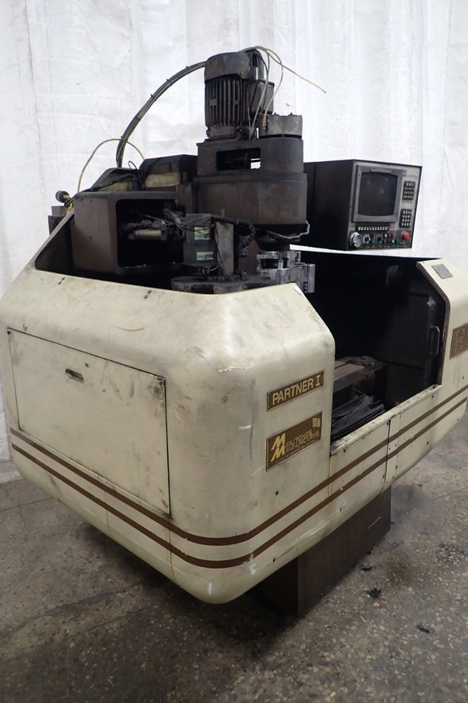 Milltronics/partner 12" X 40" Table Partner I/1e Cnc Vmc - Partner I/1e