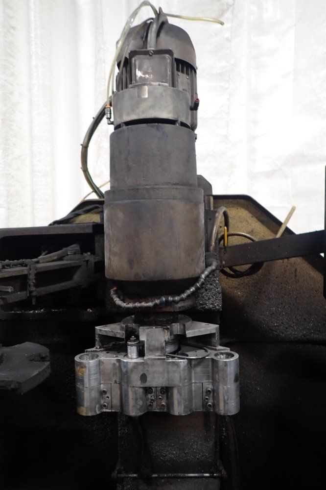 Milltronics/partner 12" X 40" Table Partner I/1e Cnc Vmc - Partner I/1e