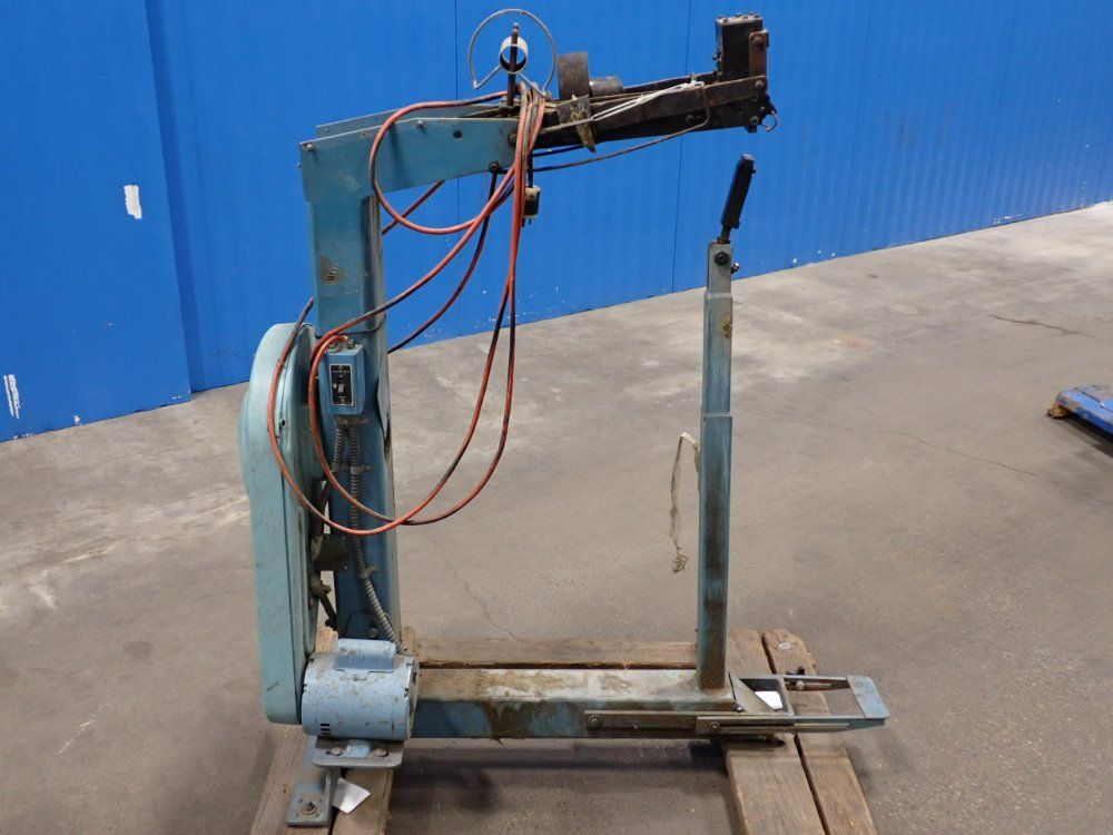 Bostitch 1" Engine Powered Box Stapler