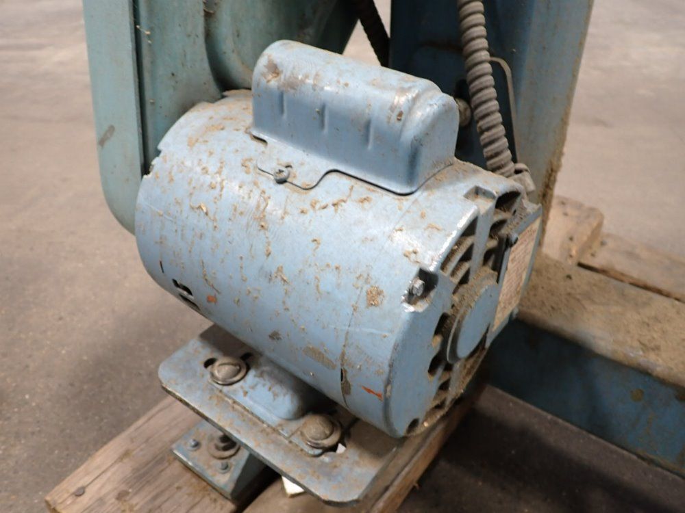 Bostitch 1" Engine Powered Box Stapler