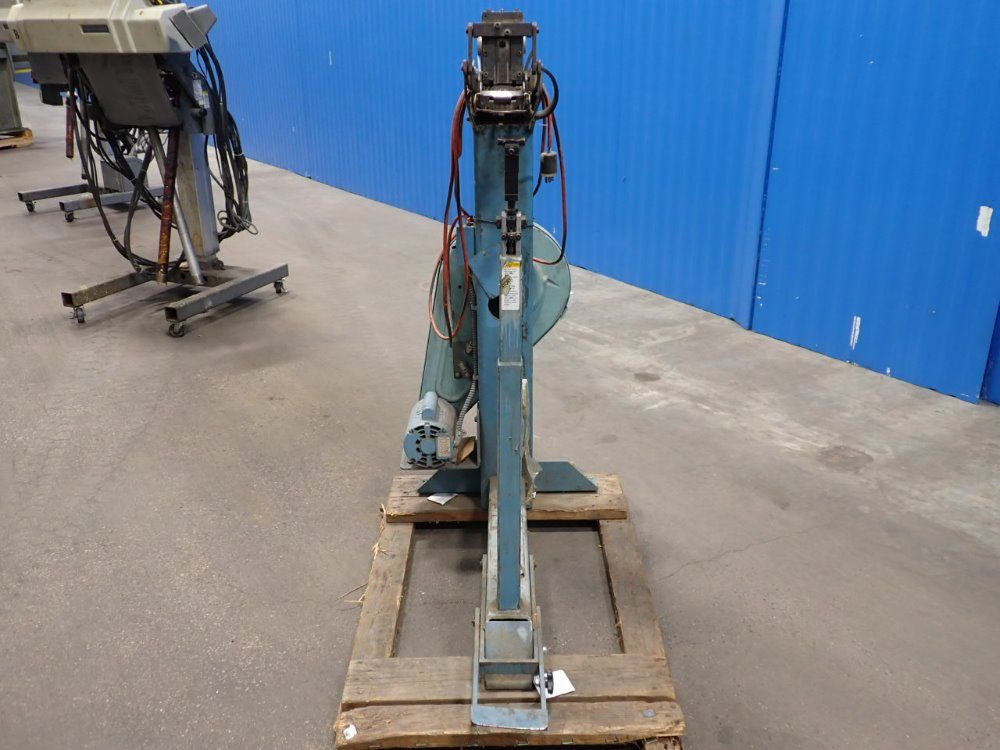 Bostitch 1" Engine Powered Box Stapler