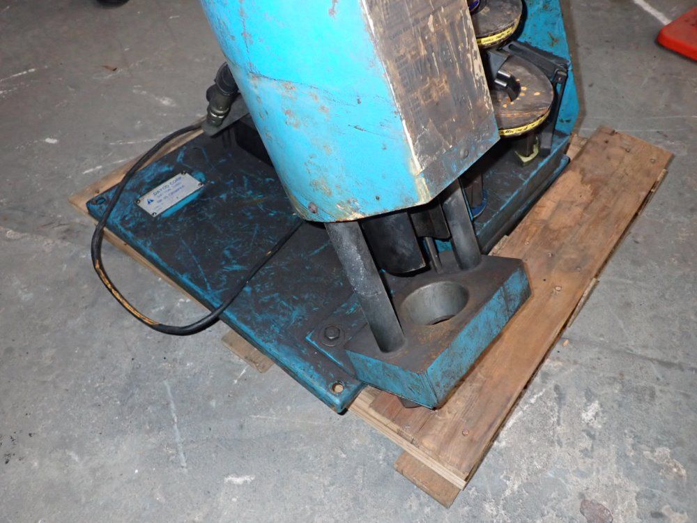 Dayco Crimper - Np60