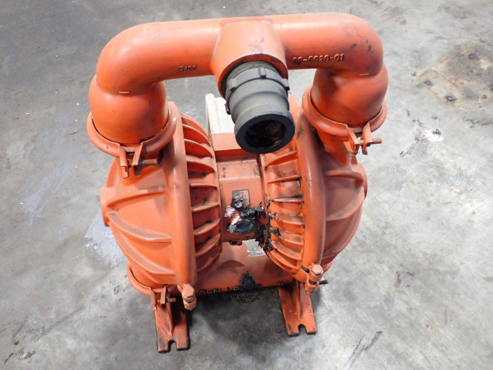 Wilden 2" / 165gpm Diaphragm Pump - P8