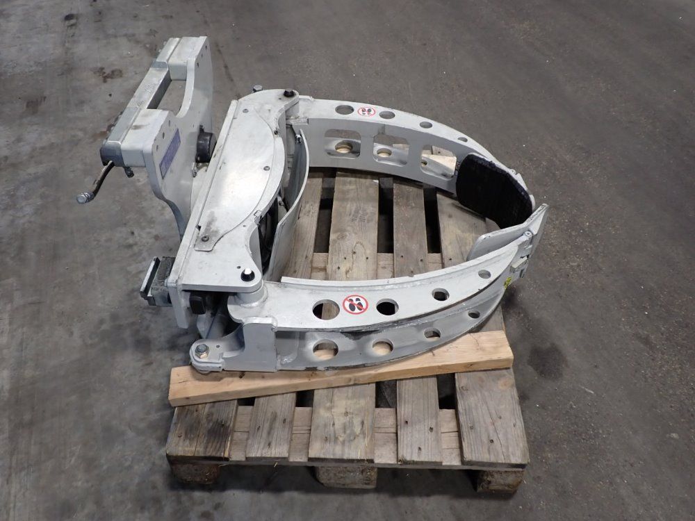 Cascade 541lb/2300psi Paper Roll Clamp Forklift Attachment - 3h-rce-2a-0030