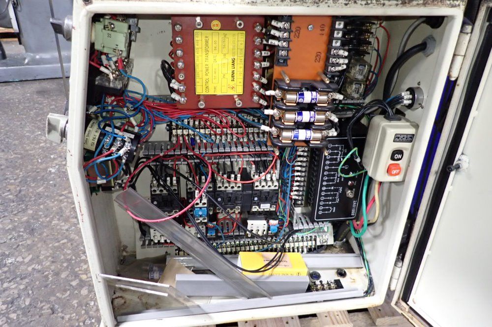 Clausing 6" X 18" Surface Grinder - Csg-2a618