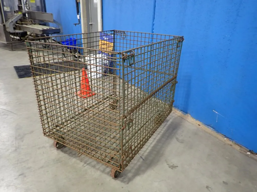 47x33x36 Rollable Wire Basket