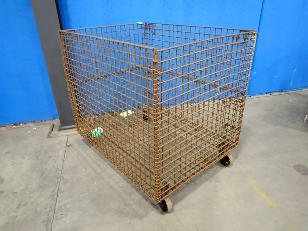 47x33x36 Rollable Wire Basket