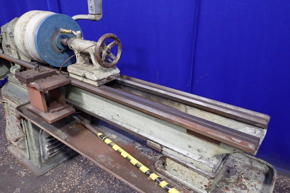 South Bend Approx. 14" X 35" Lathe