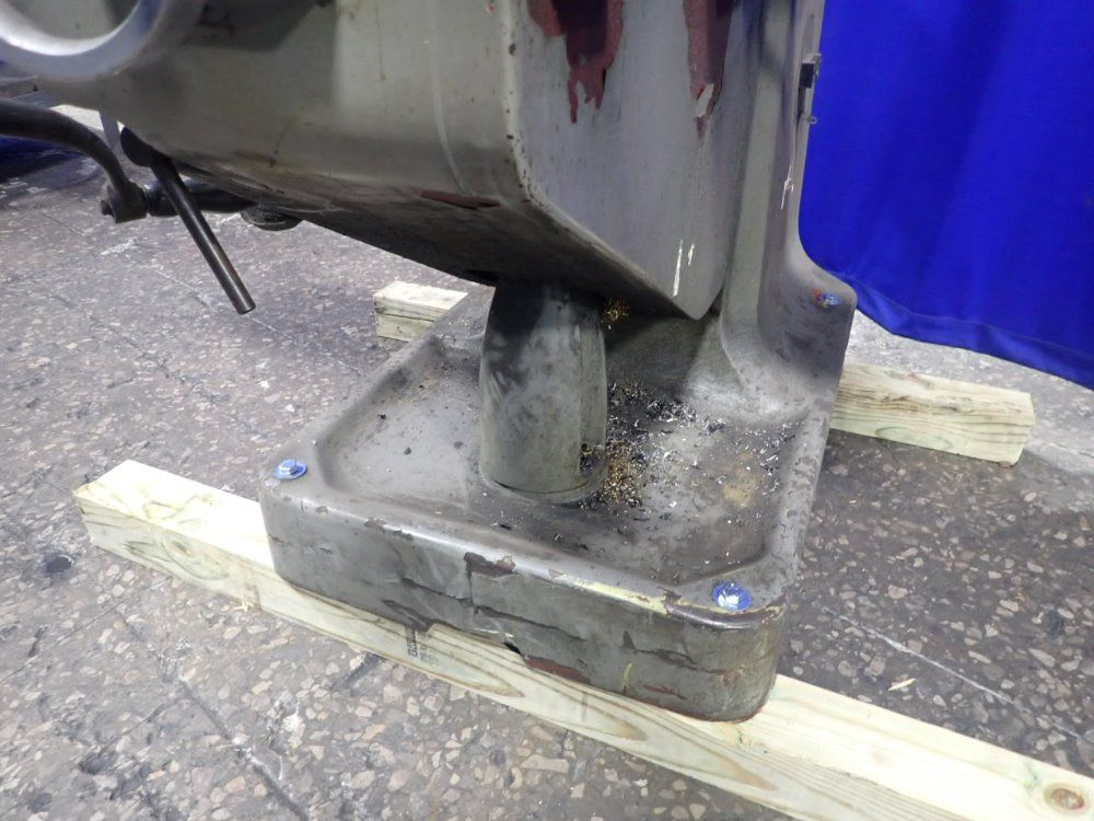 Supermax 9" X 42" Table Yc-1 1/2 V Vertical Mill - Yc-1 1/2 V