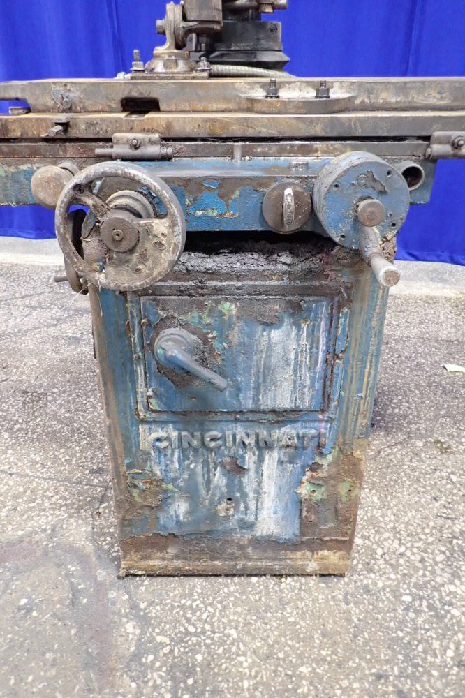 Cincinnati Milacron Surface Grinder