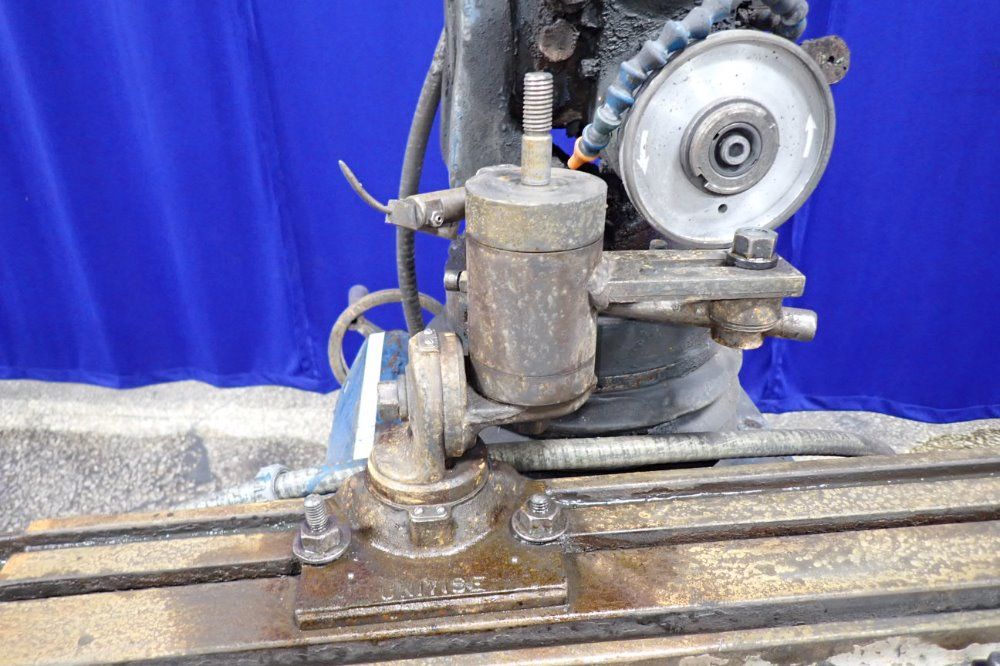 Cincinnati Milacron Surface Grinder